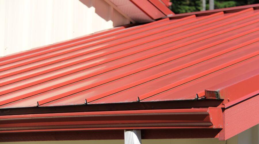 Roof Gutter Cleaning in Johnson Creek, WI
